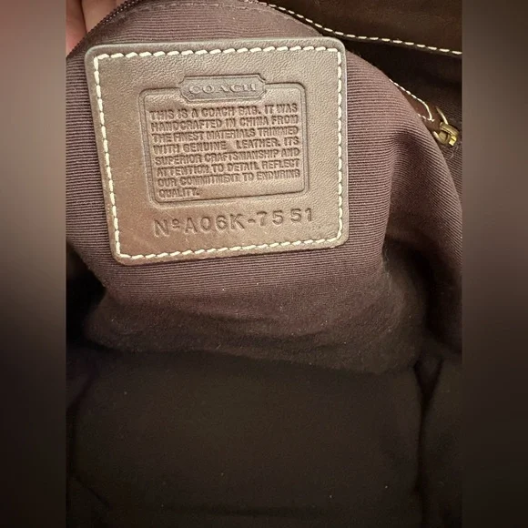 Coach Brown and Cream Shoulder Bag - Picture 8 of 16